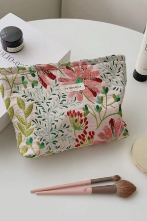 Riley Makeup Bag