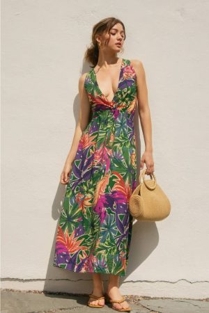 Everlyn Make Waves Versatile Sleeveless Midi Dress