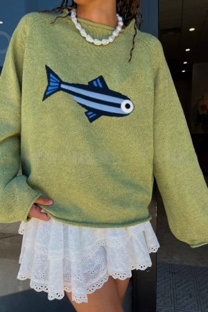 Shelleyen fish sweater