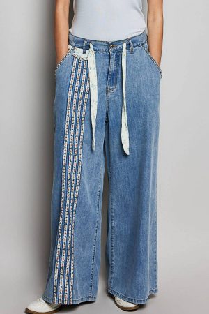 Wynn Double Gauze Lace Floral Trim Buckle Back Pants