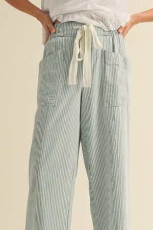 Wanda Striped Wide Legged Cropped Pant
