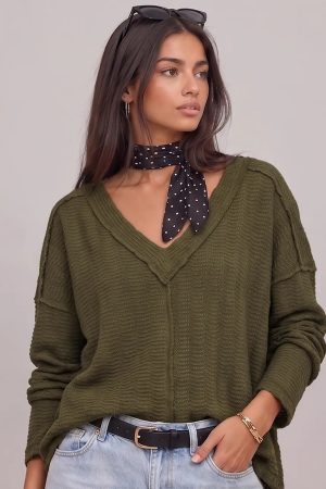 Walda Anne Open Weave V-Neck Top